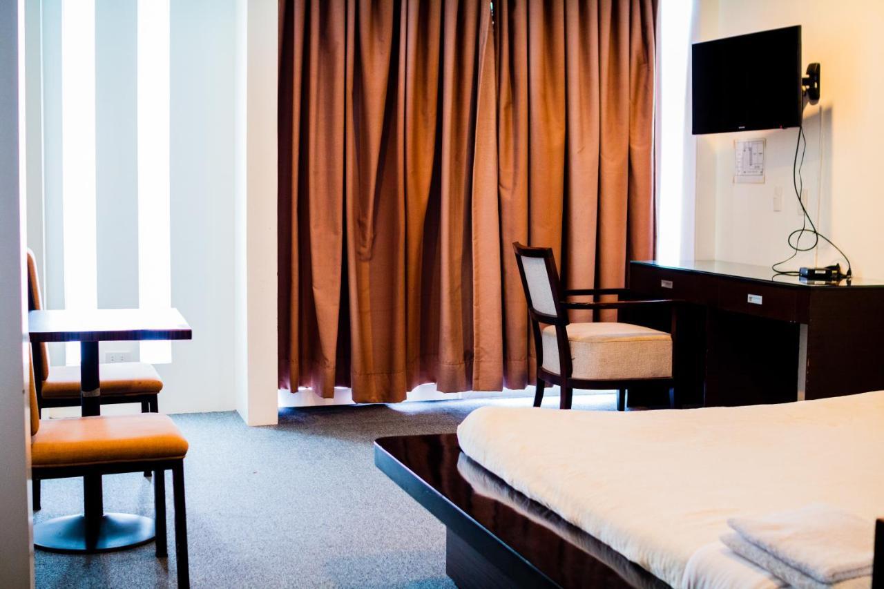 Be-Ing Suites Davao Bagian luar foto