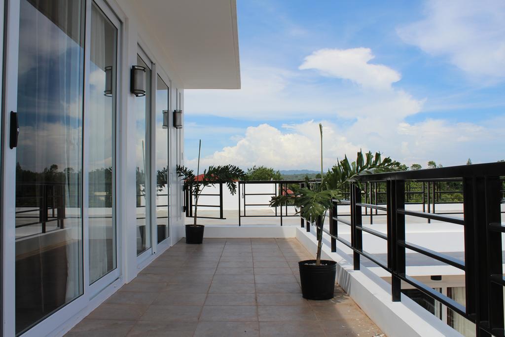Be-Ing Suites Davao Bagian luar foto