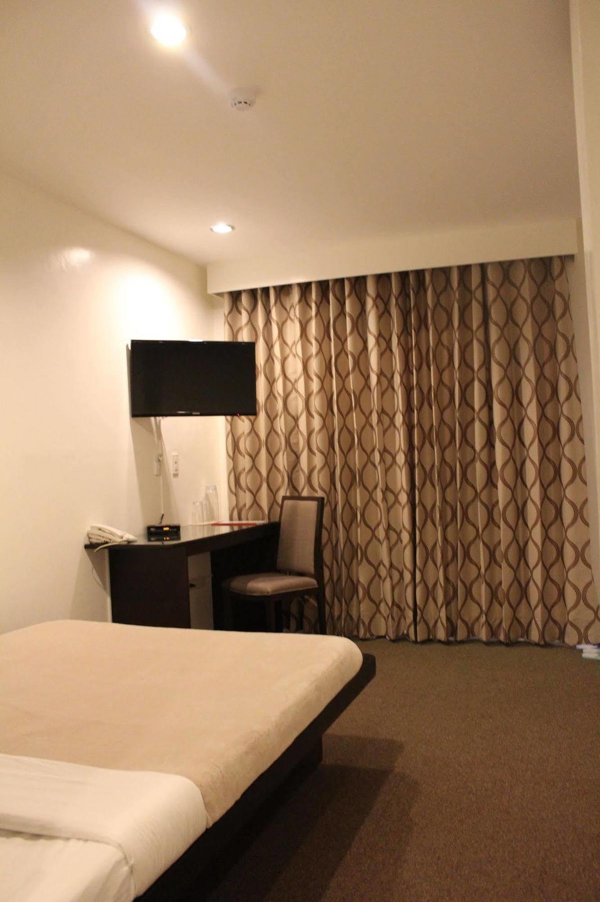 Be-Ing Suites Davao Bagian luar foto